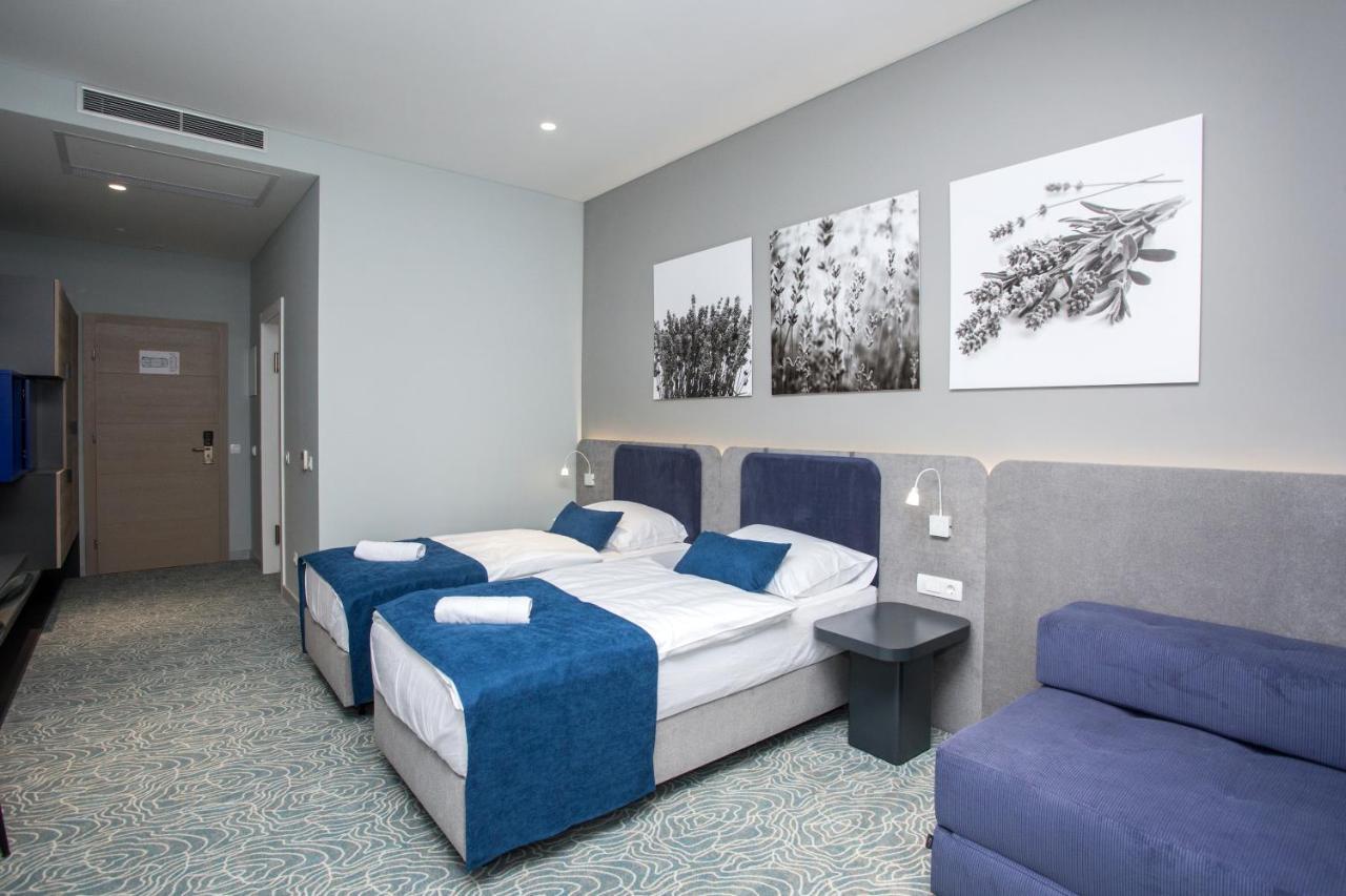 Hotel President Чаплина Экстерьер фото