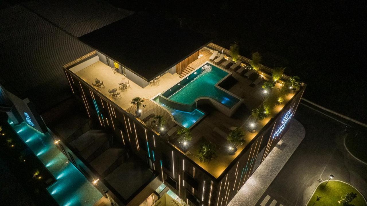 Hotel President Чаплина Экстерьер фото