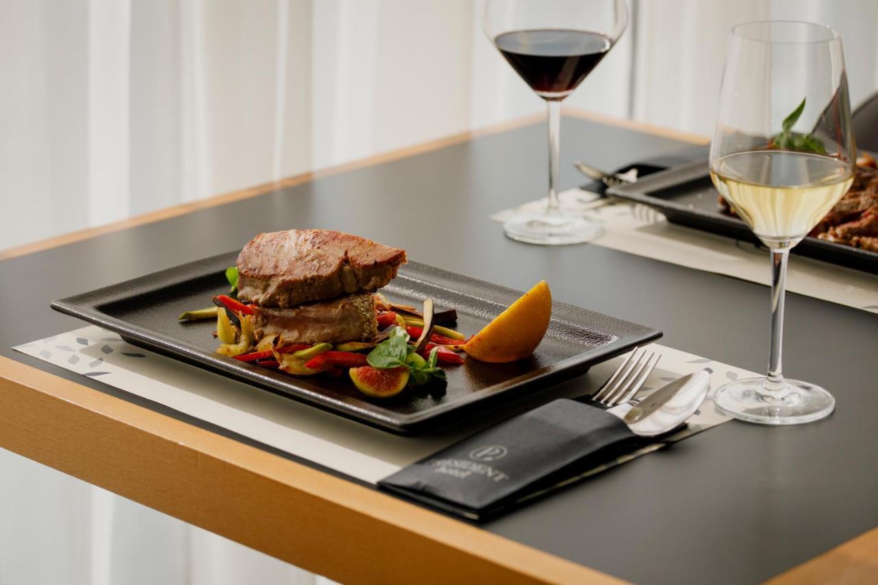 Hotel President Чаплина Экстерьер фото