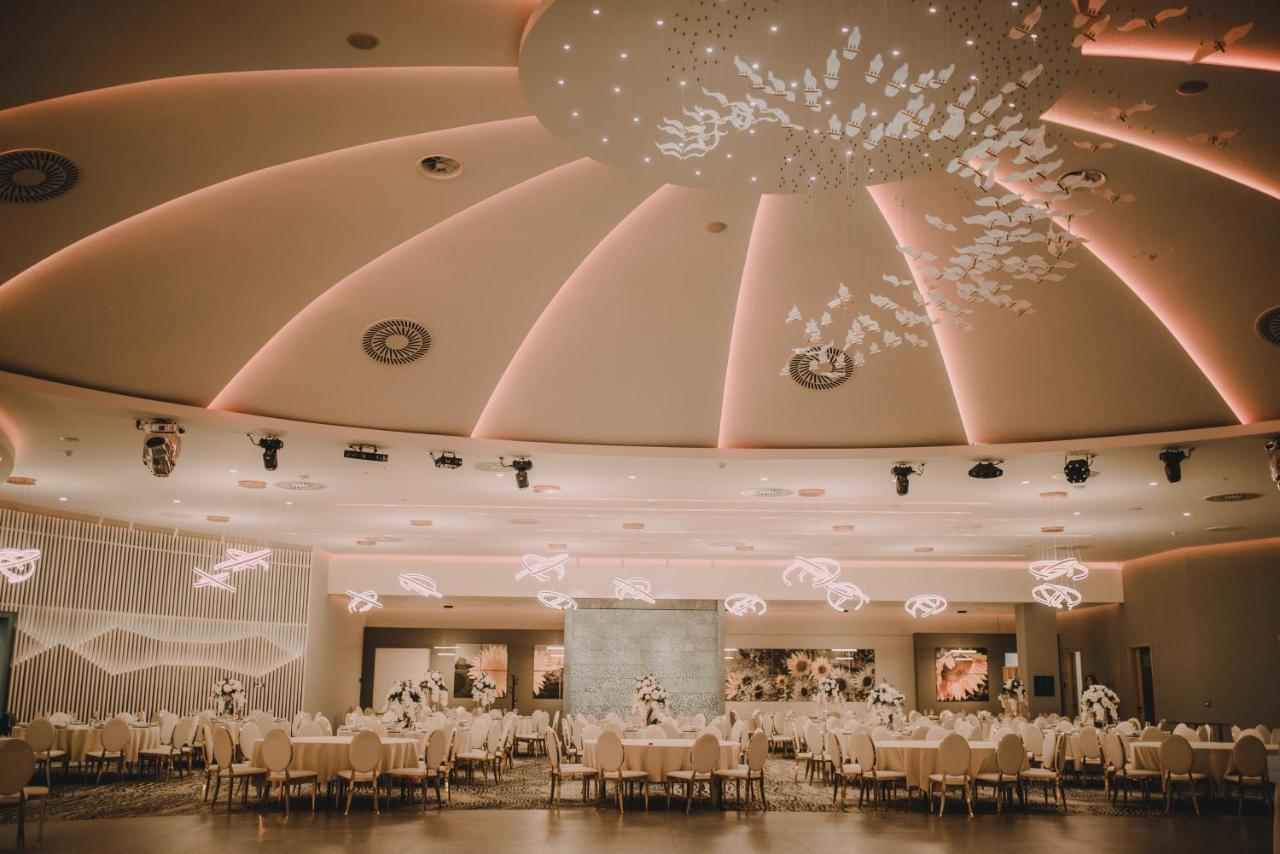 Hotel President Чаплина Экстерьер фото